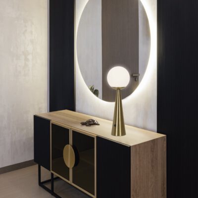 SOBREMESA PATRICK LATÓN-OPAL 1 X 25W E-27