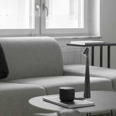 SOBREMESA BELICE NEGRO LED - BATERIA RECARGABLE